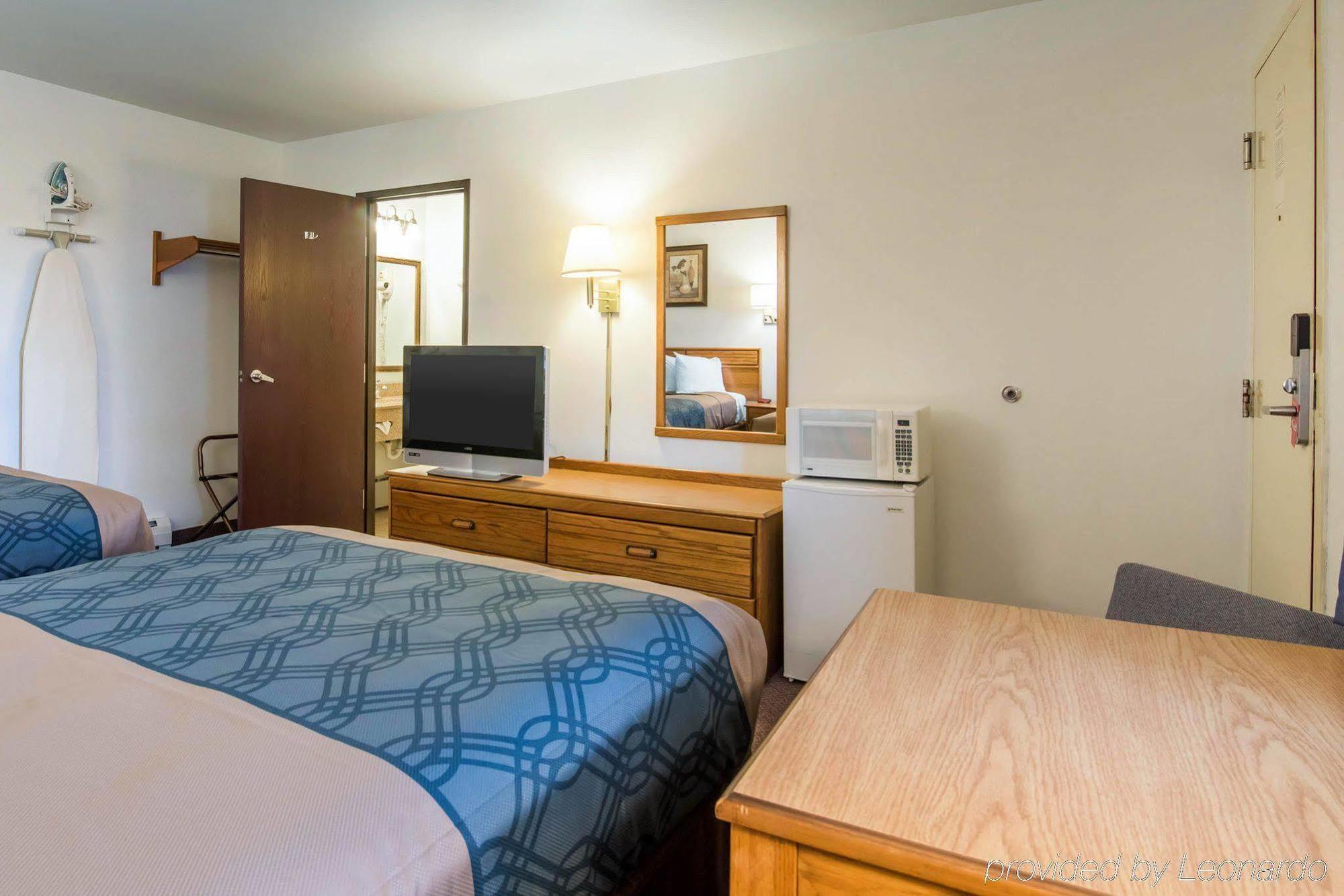 Econo Lodge Saint Albans Eksteriør billede