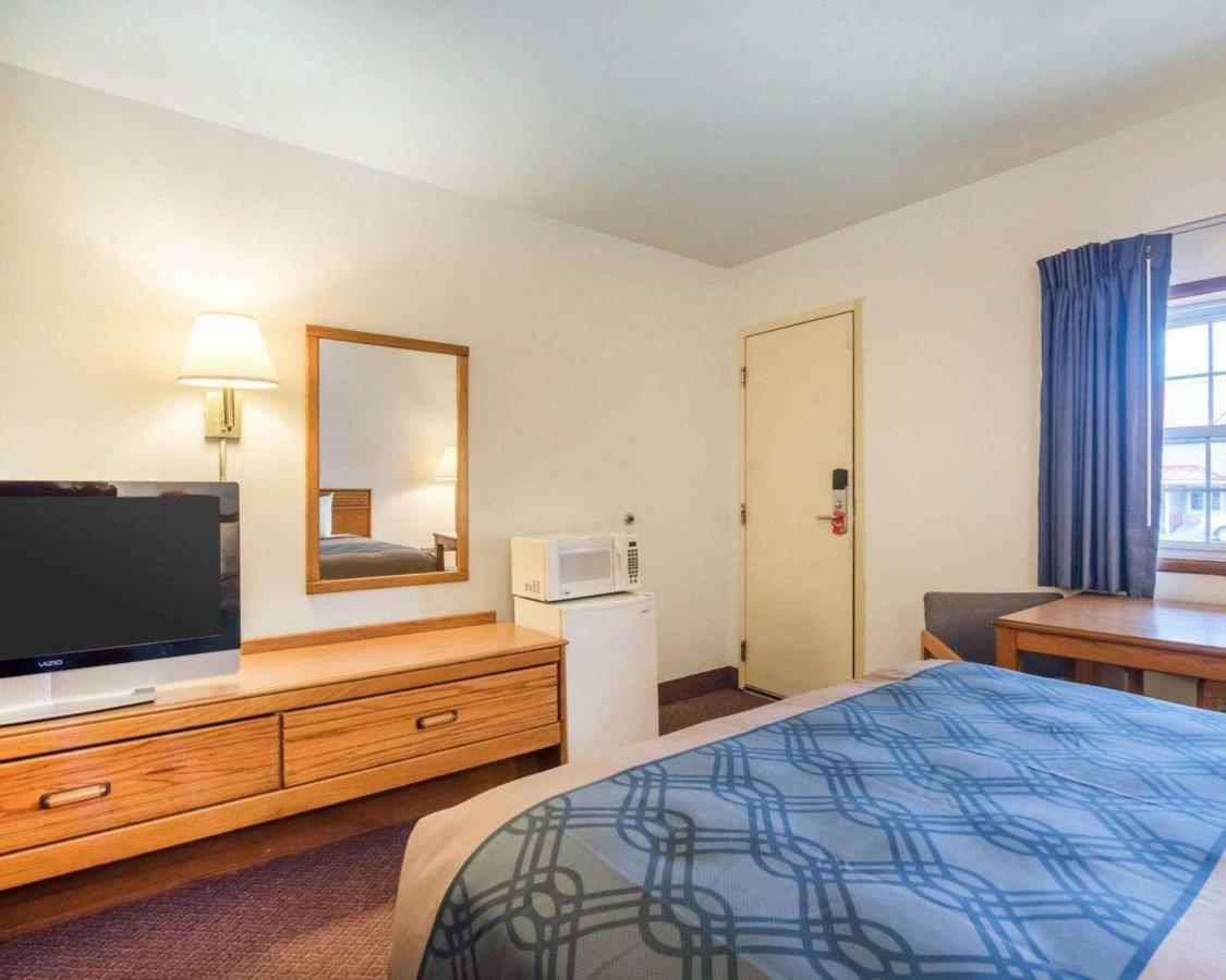 Econo Lodge Saint Albans Eksteriør billede