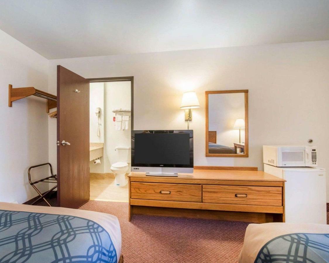 Econo Lodge Saint Albans Eksteriør billede